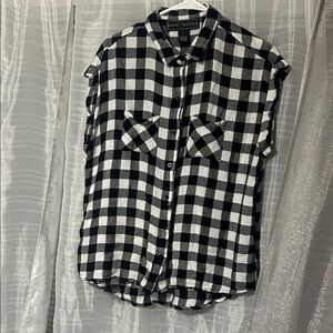 Polly & Esther Black and White Plaid Sleeveless Shirt